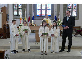 Feier der 1. Heiligen Kommunion in Sankt Crescentius (Foto: Karl-Franz Thiede)